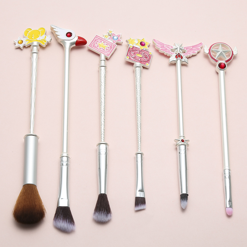 Sakura Anime Makeup Brush Set - 6 Brushes for Beginners