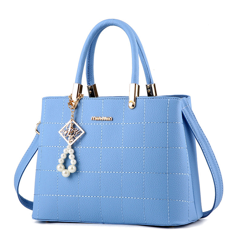 European and American Simple Hair Ball Handbags